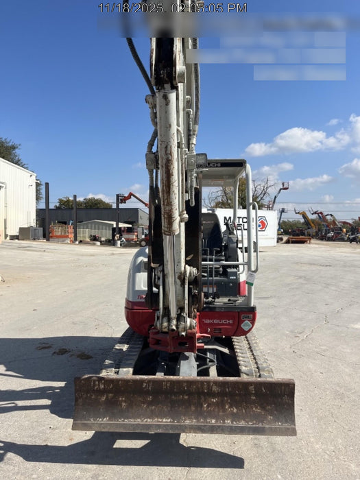 2021 TAKEUCHI TB235-2R