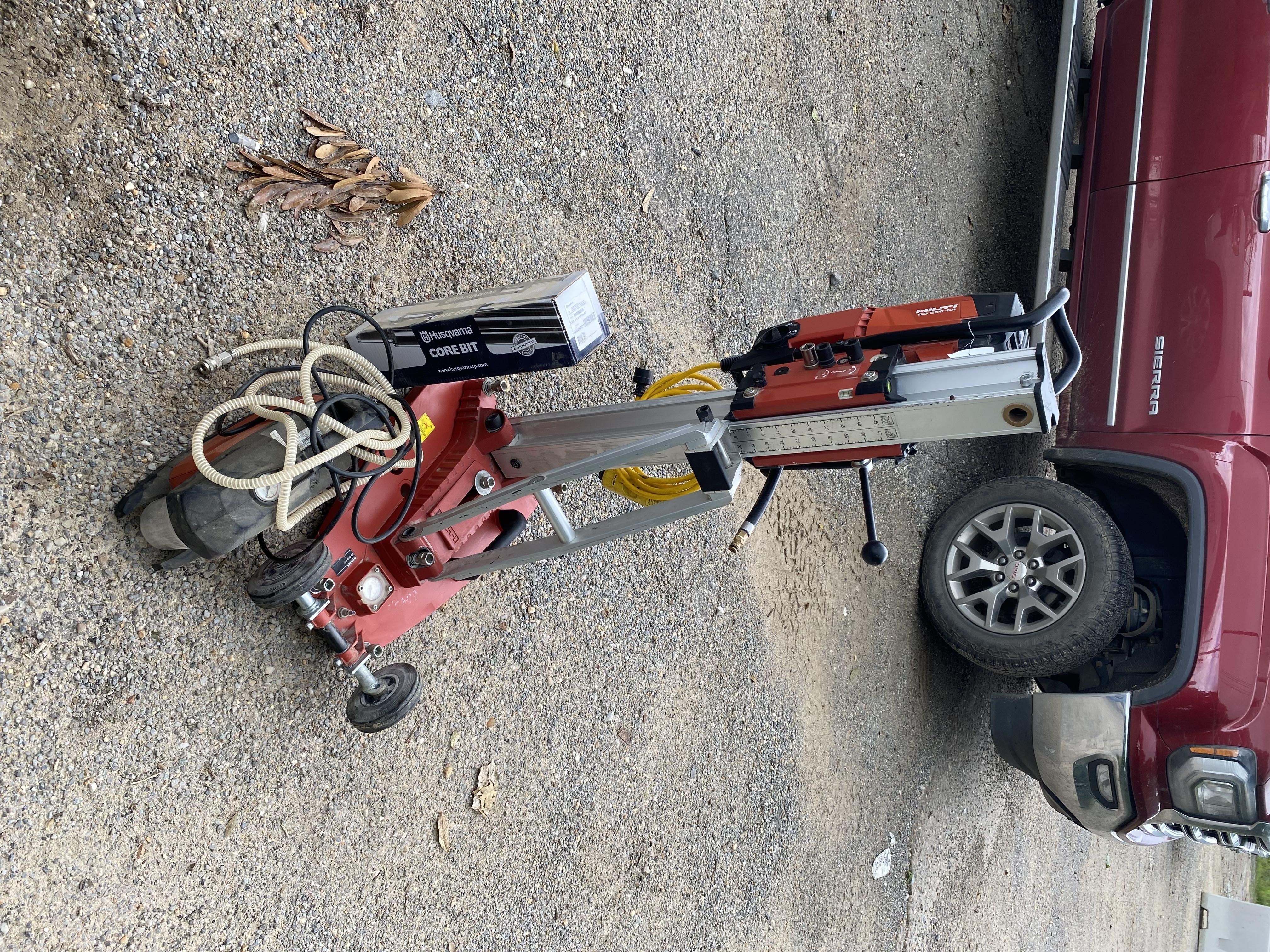 2022 HILTI DD250E