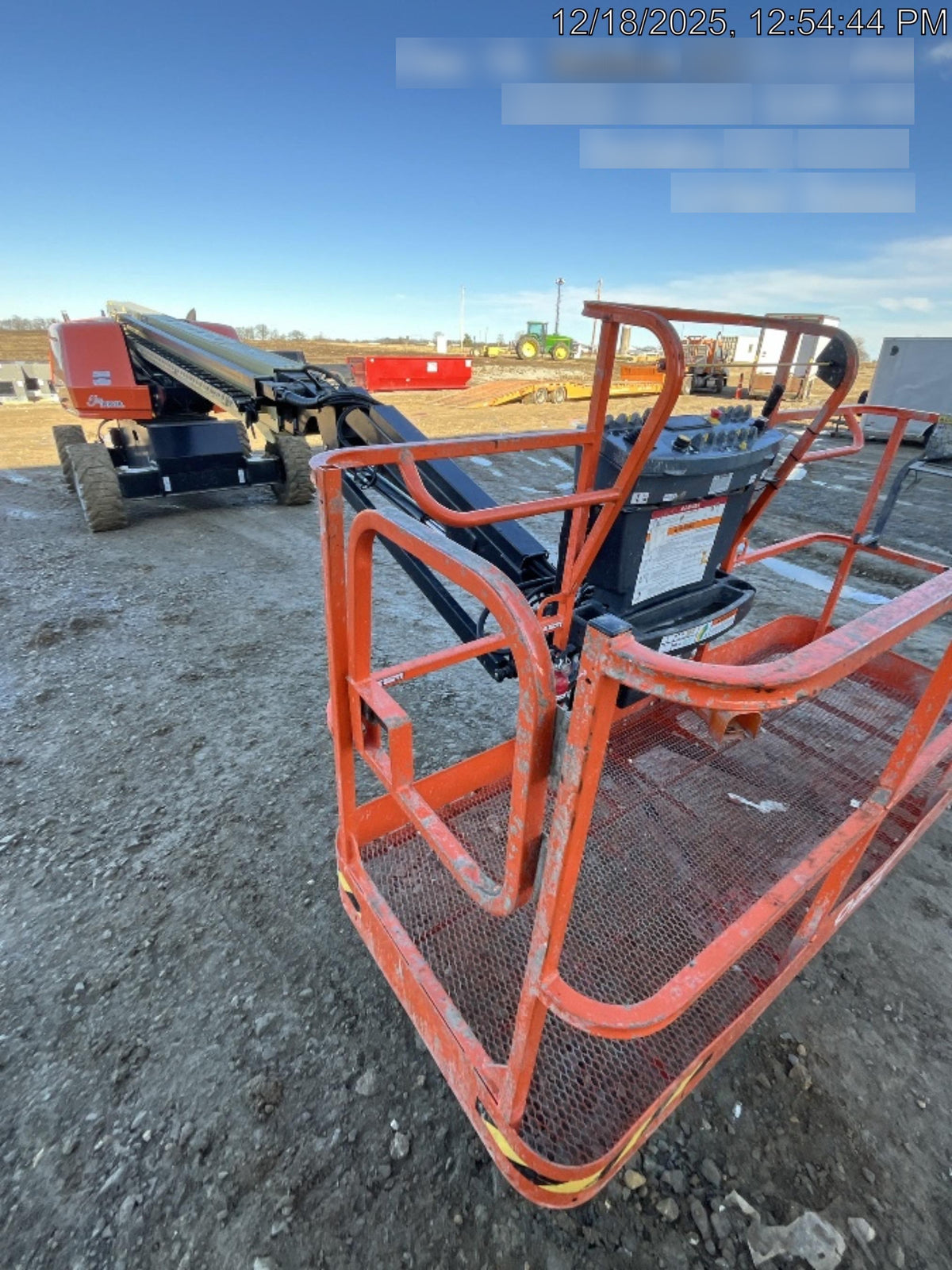 2025 JLG 660SJ