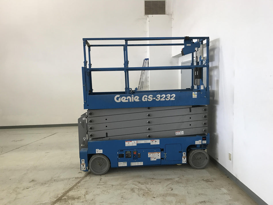 2016 GENIE GS-3232