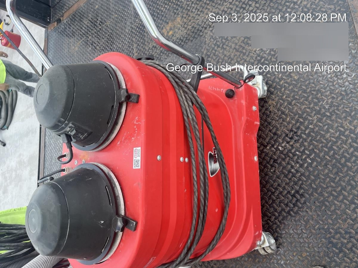 2023 EDCO VAC-200