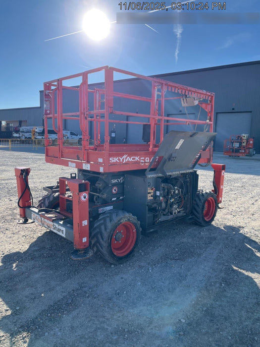 2017 SKYJACK SJ6826 RT