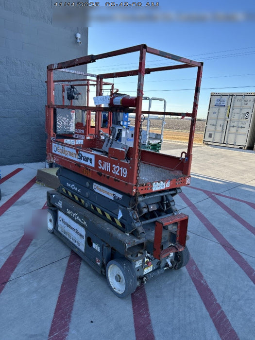 2018 SKYJACK SJIII-3219