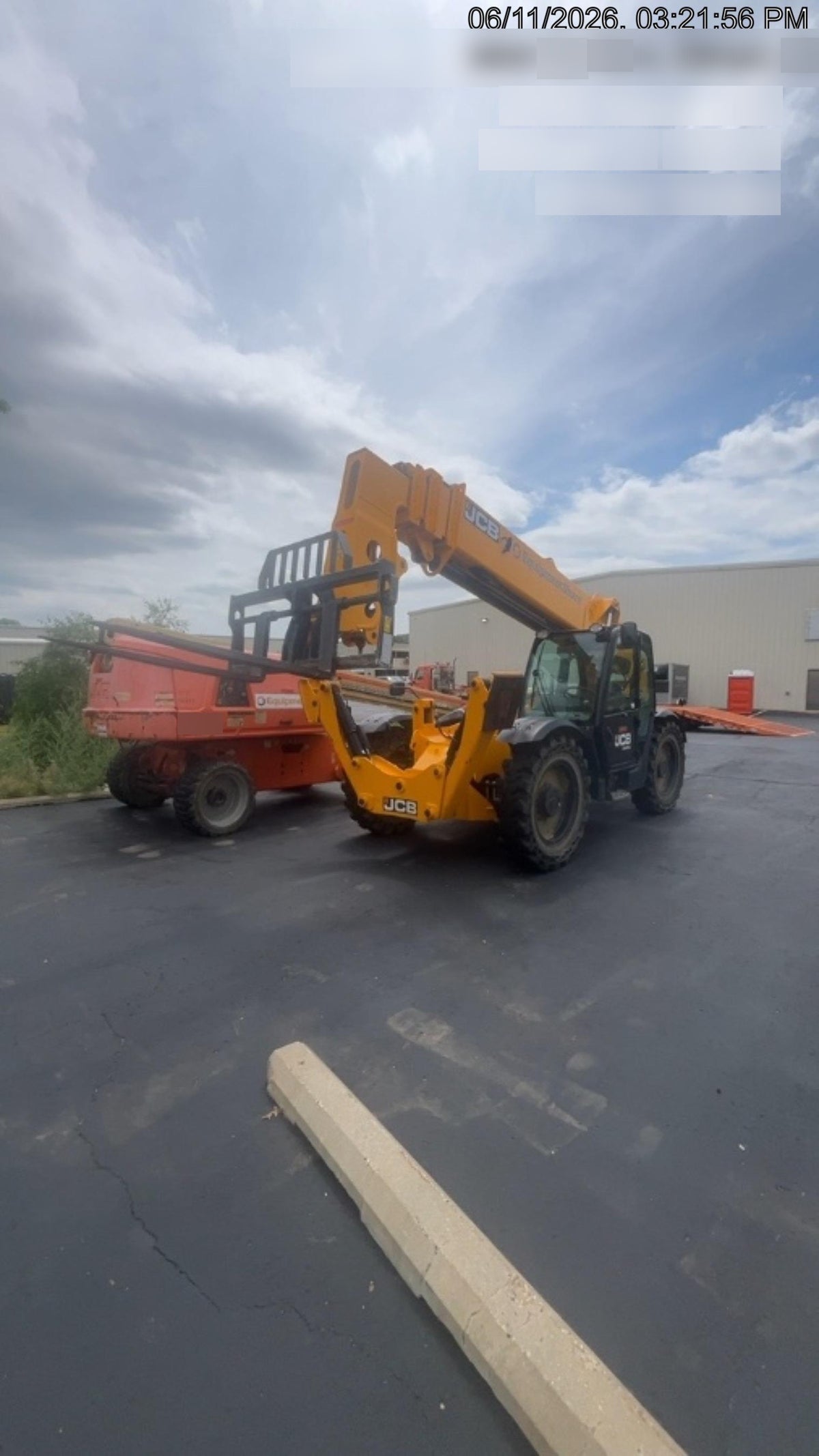 2025 JCB 510-56