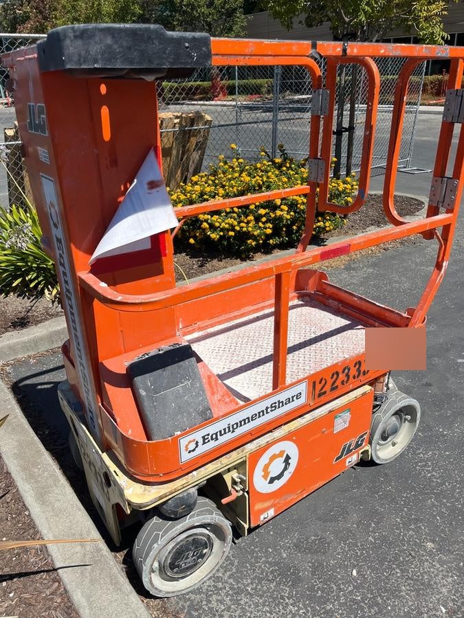 2021 JLG 1230ES