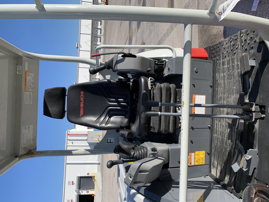 2020 TAKEUCHI TB250-2