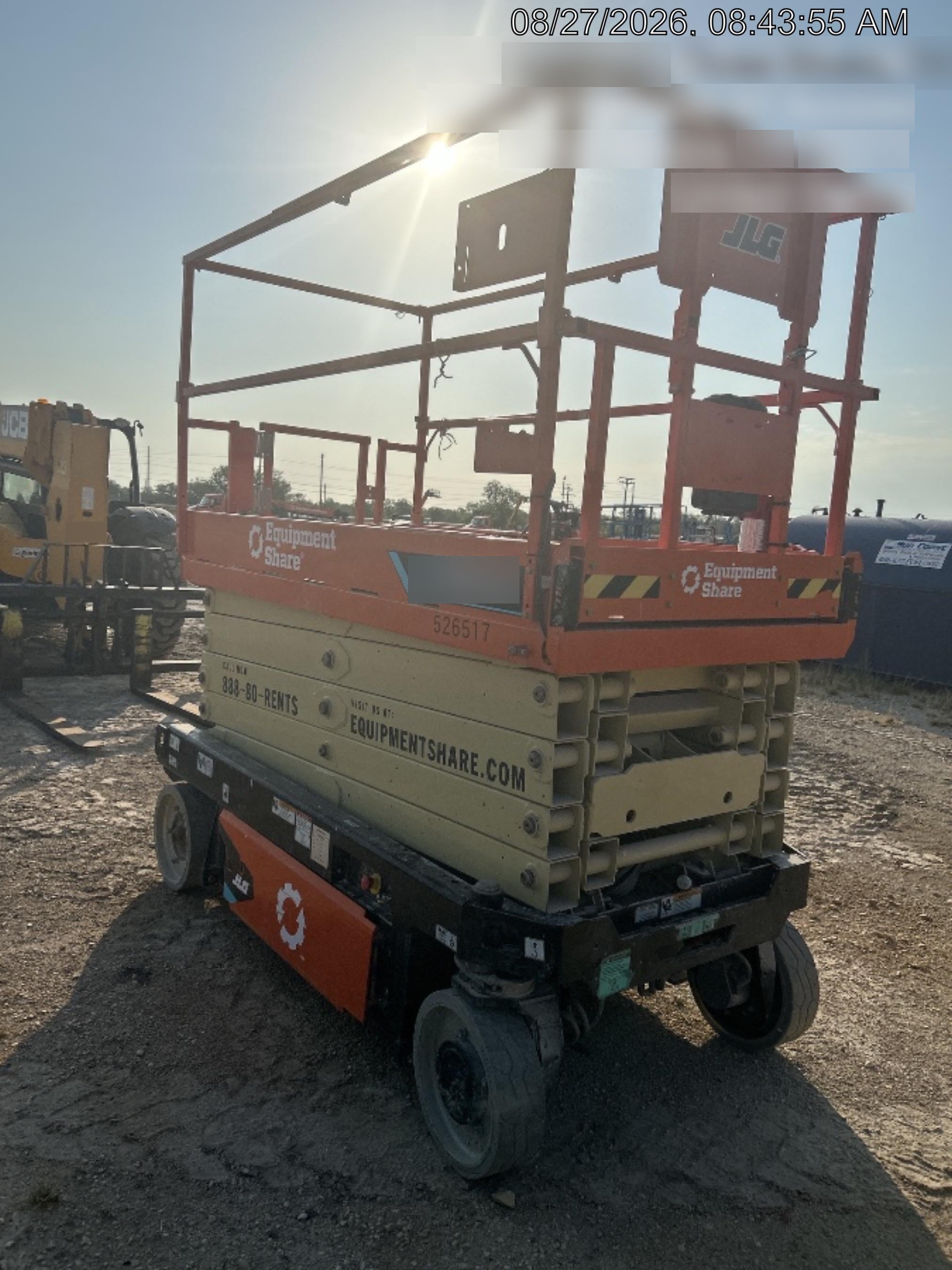 2025 JLG ES3246