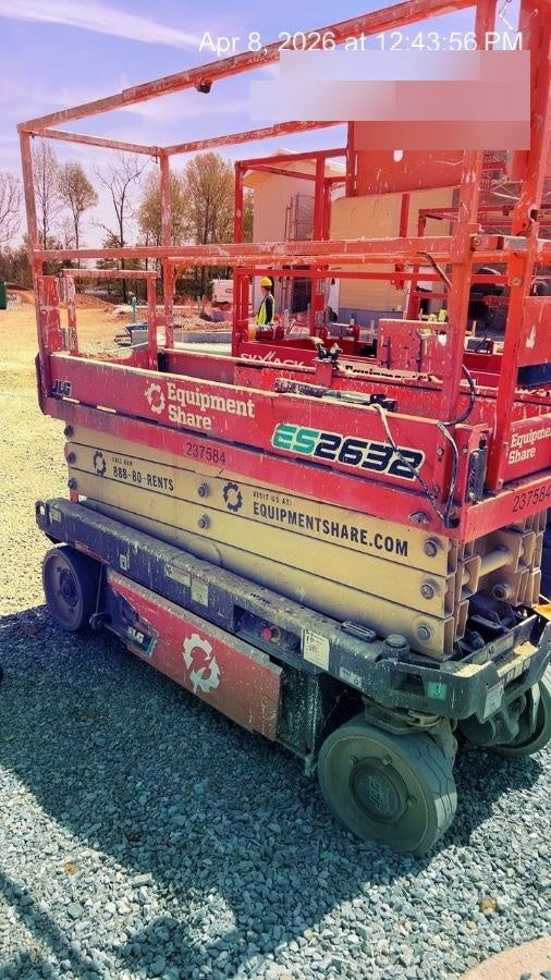 2022 JLG ES2632