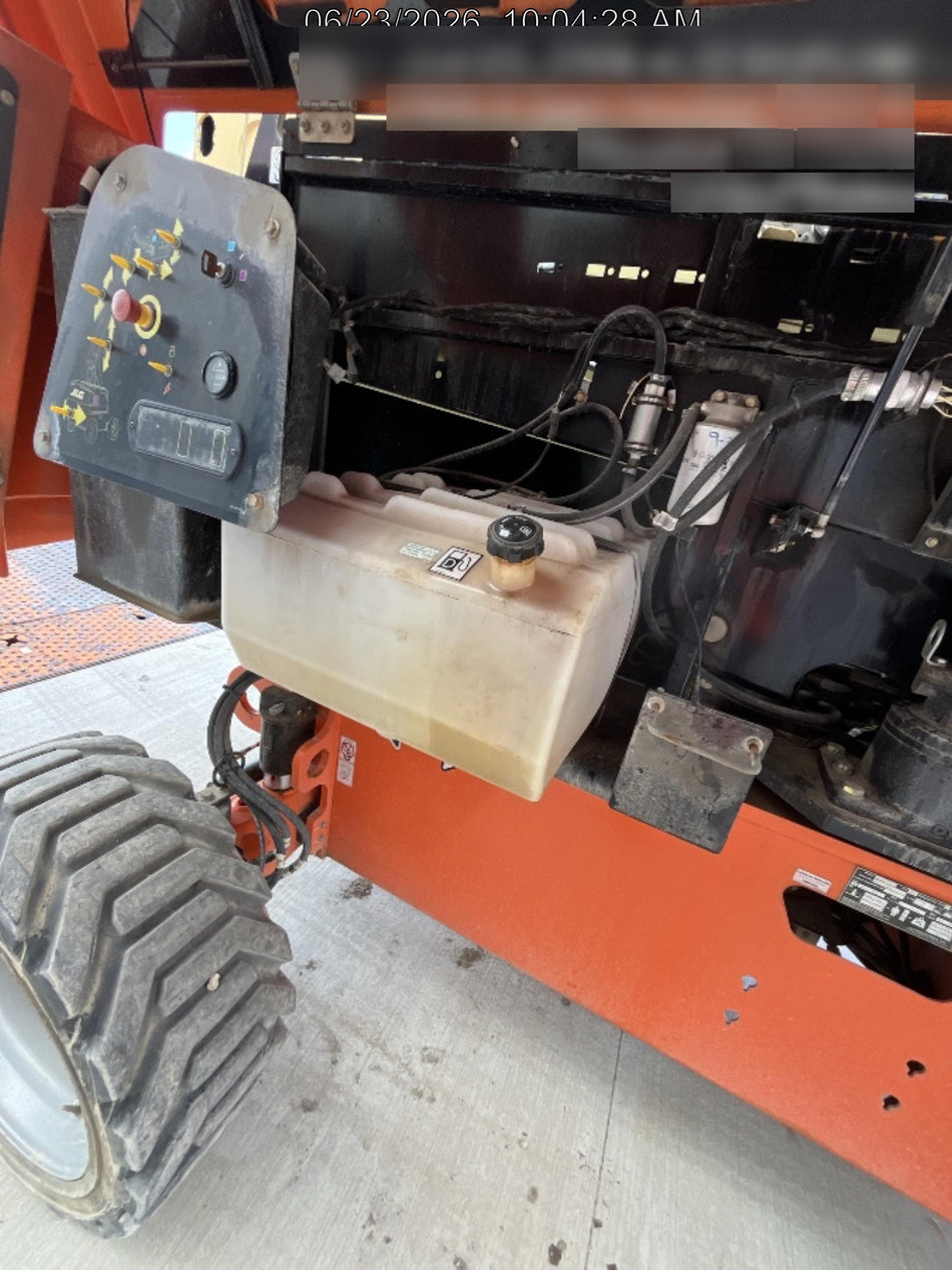 2023 JLG 660SJ