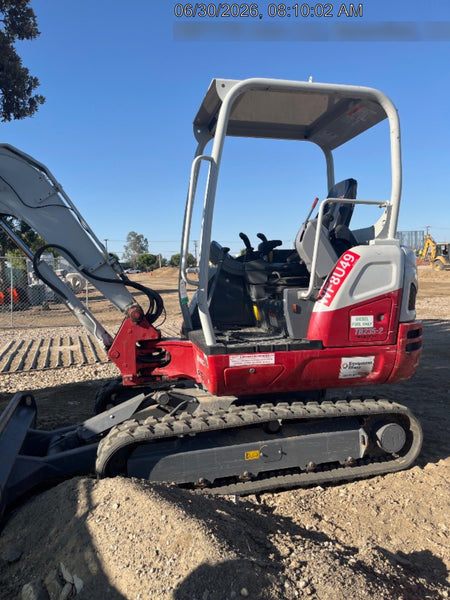 2024 TAKEUCHI TB235-2R