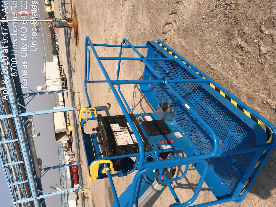 2017 GENIE SX-135 XC