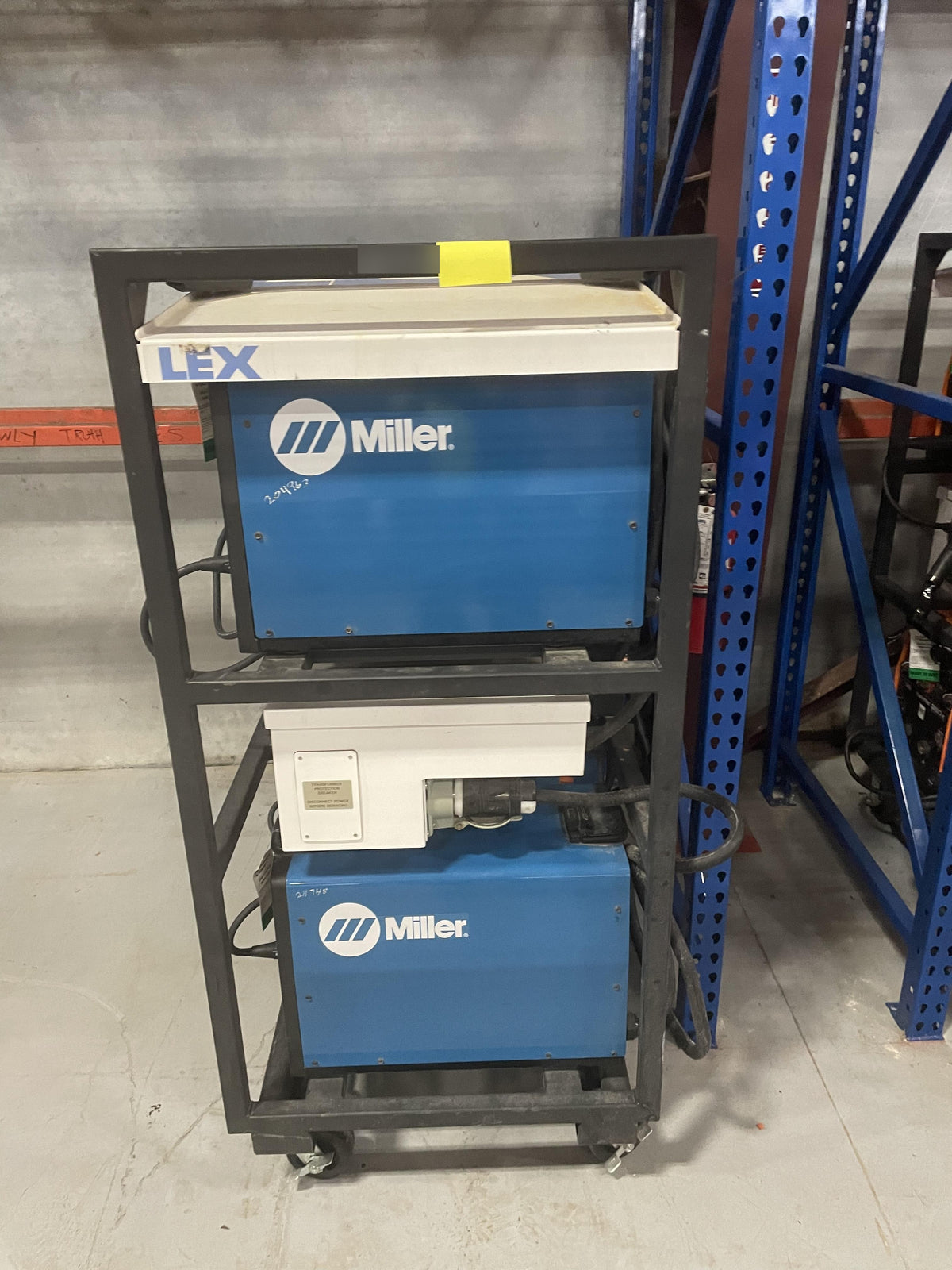 2021 MILLER ELECTRIC XMT 350