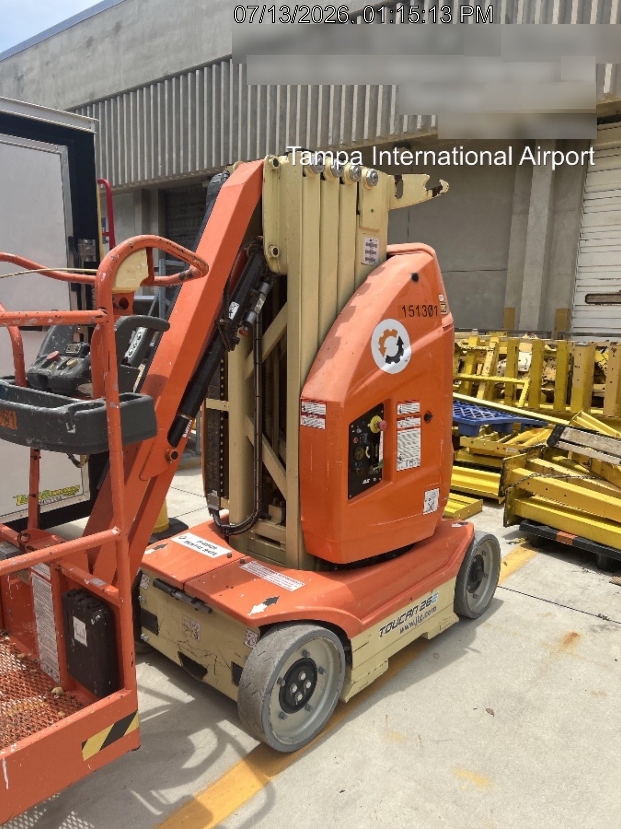 2021 JLG 26E