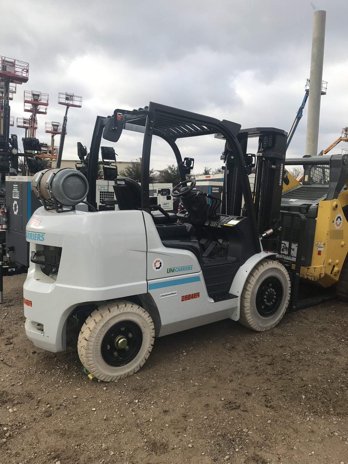 2022 UNICARRIER PF80N