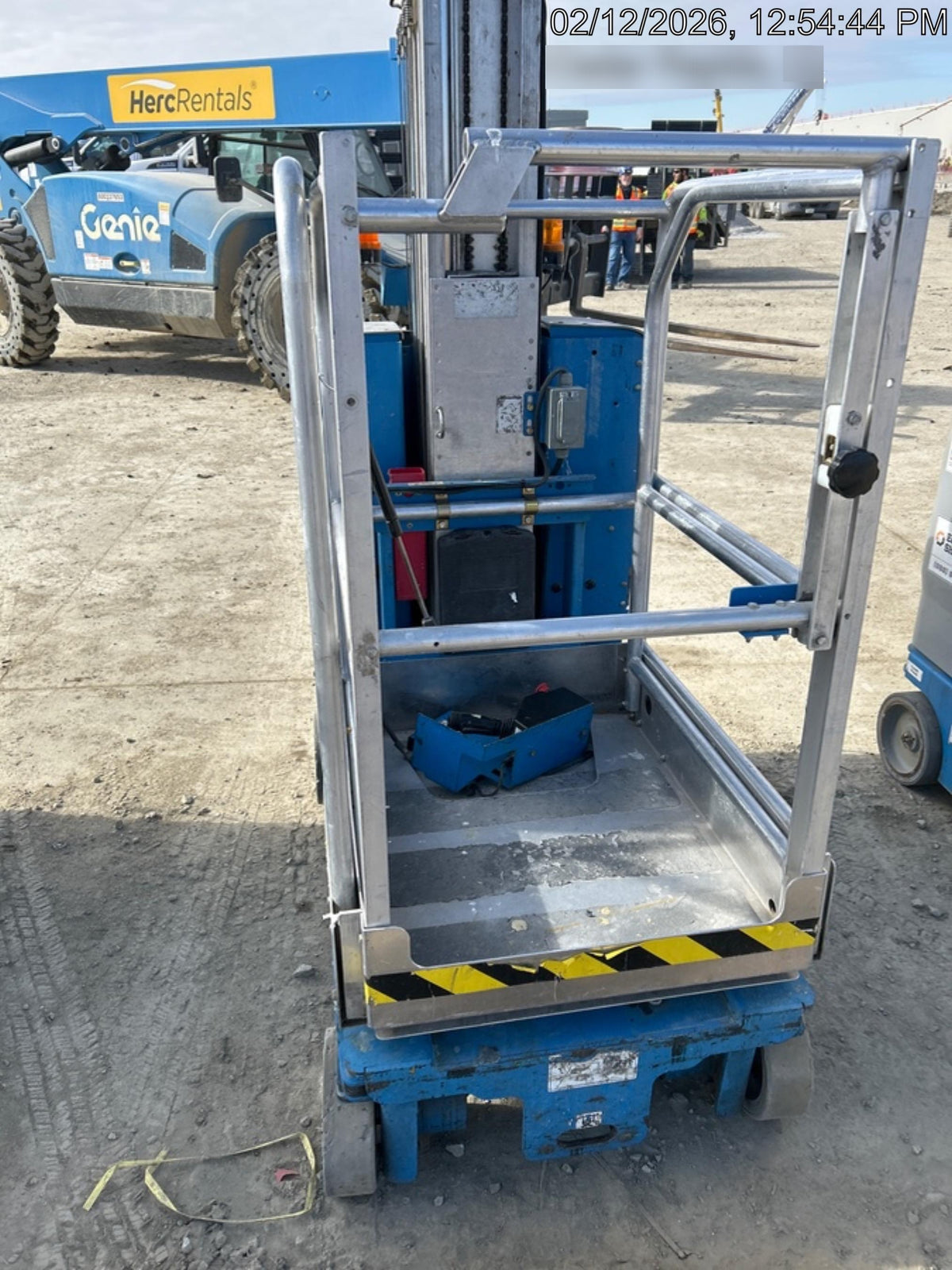 2011 GENIE GR-20