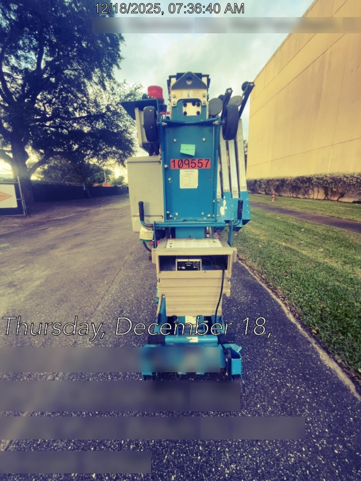 2020 GENIE AWP-30S