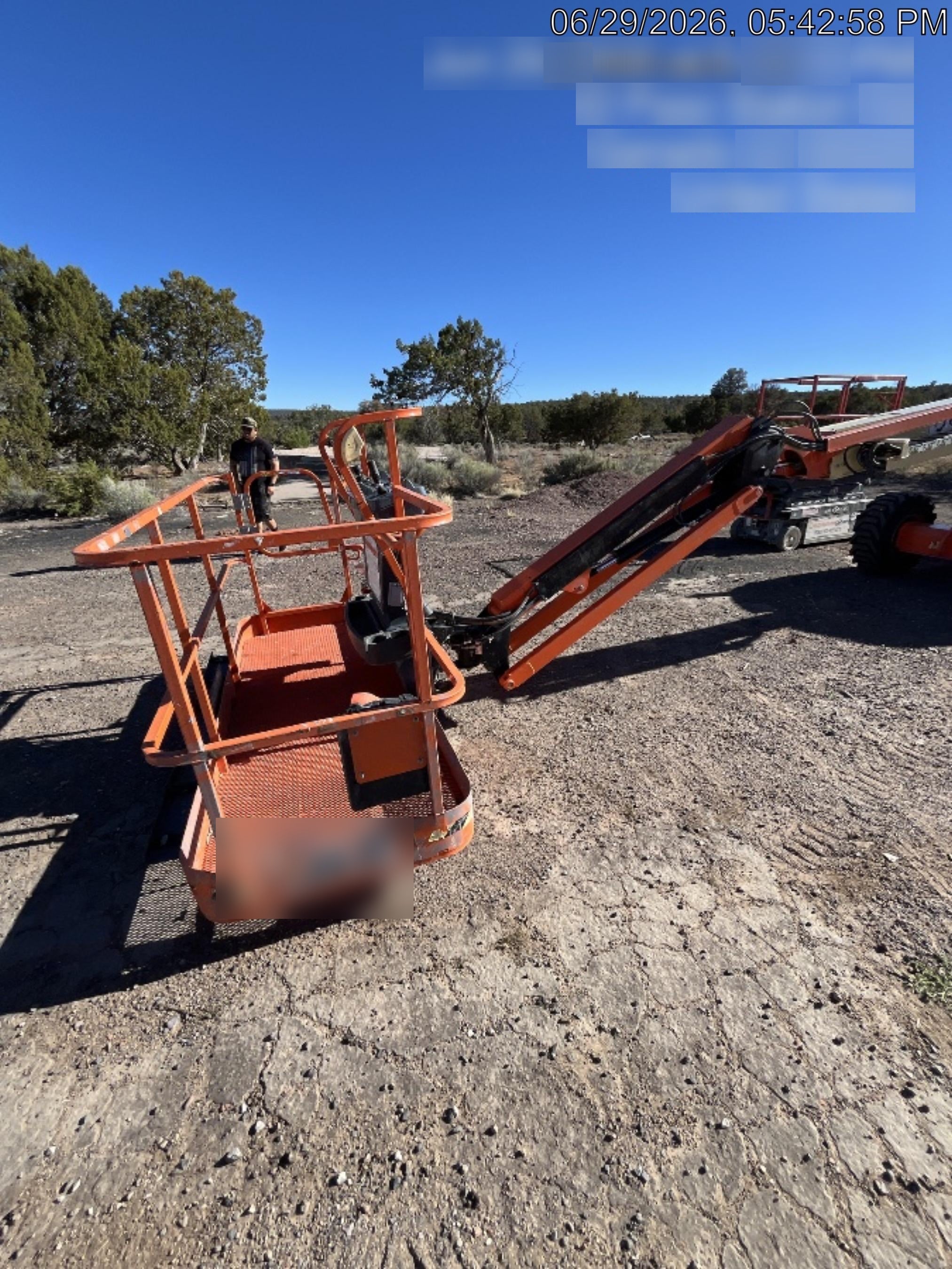 2022 JLG 460SJ