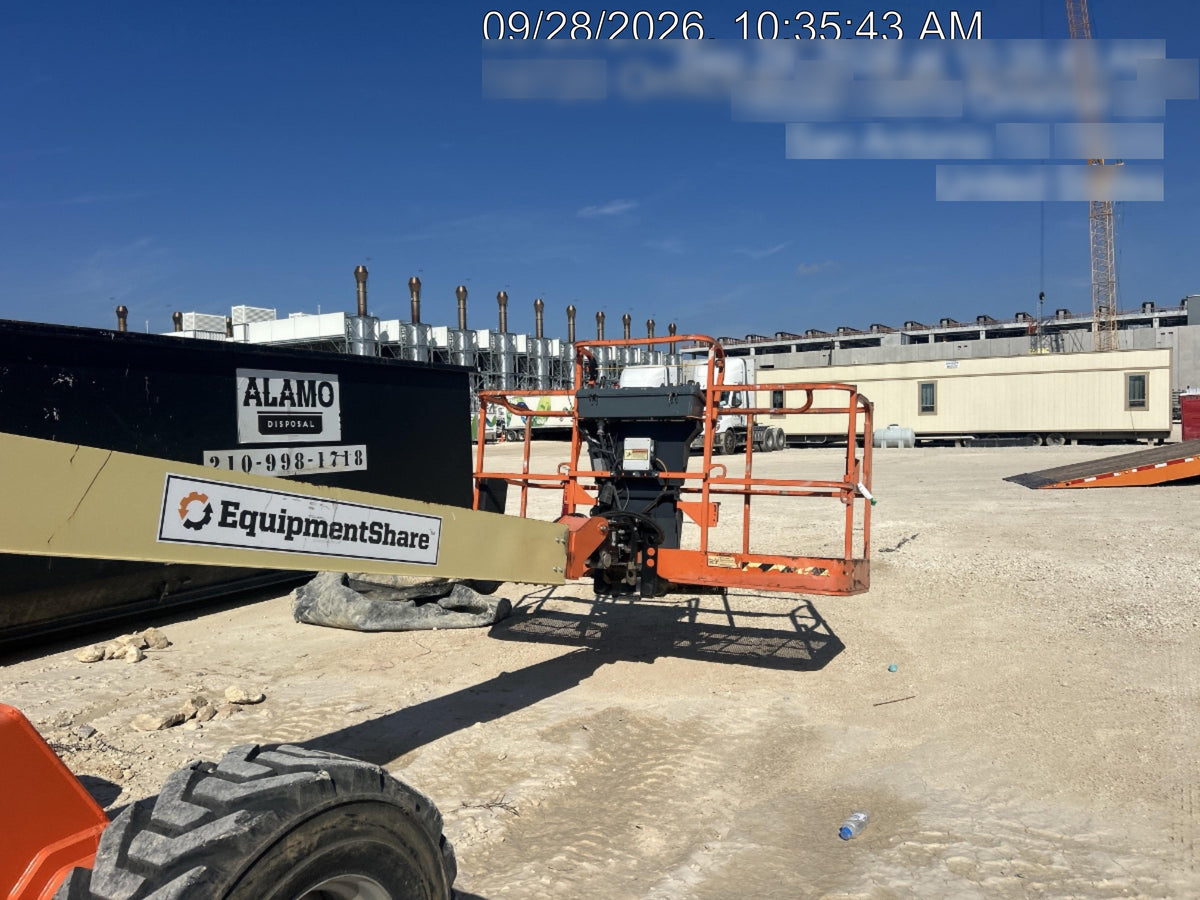 2021 JLG 400S