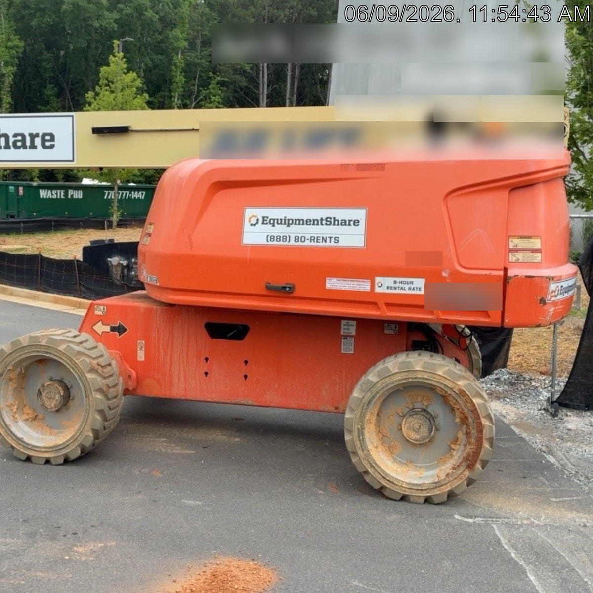 2019 JLG 660SJ