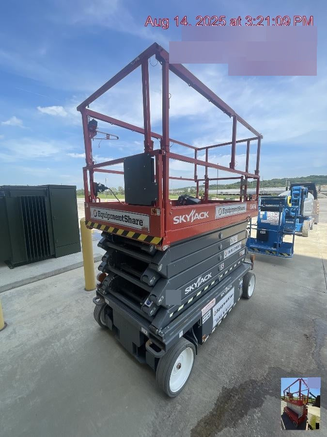 2022 SKYJACK SJ4740