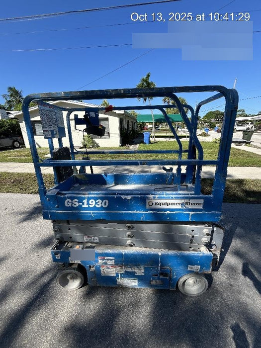 2019 Genie GS-1930 Fixed Rails with Chain Entry