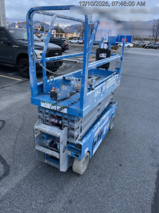 2019 Genie GS-1930 Fixed rails with chain Entry