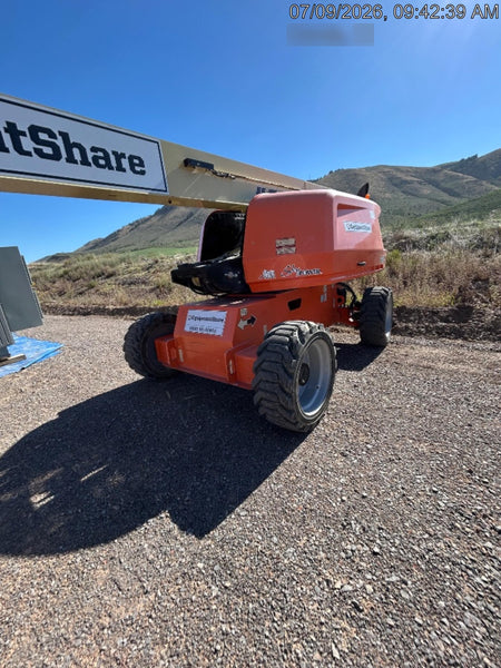 2020 JLG 660SJ