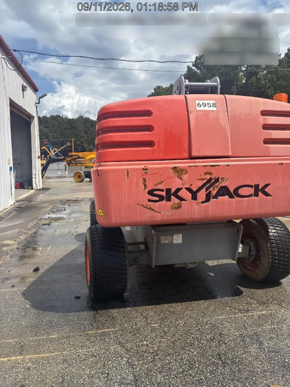 2018 SKYJACK SJ45T+