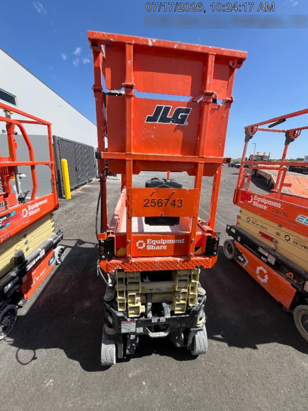 2022 JLG ES1932