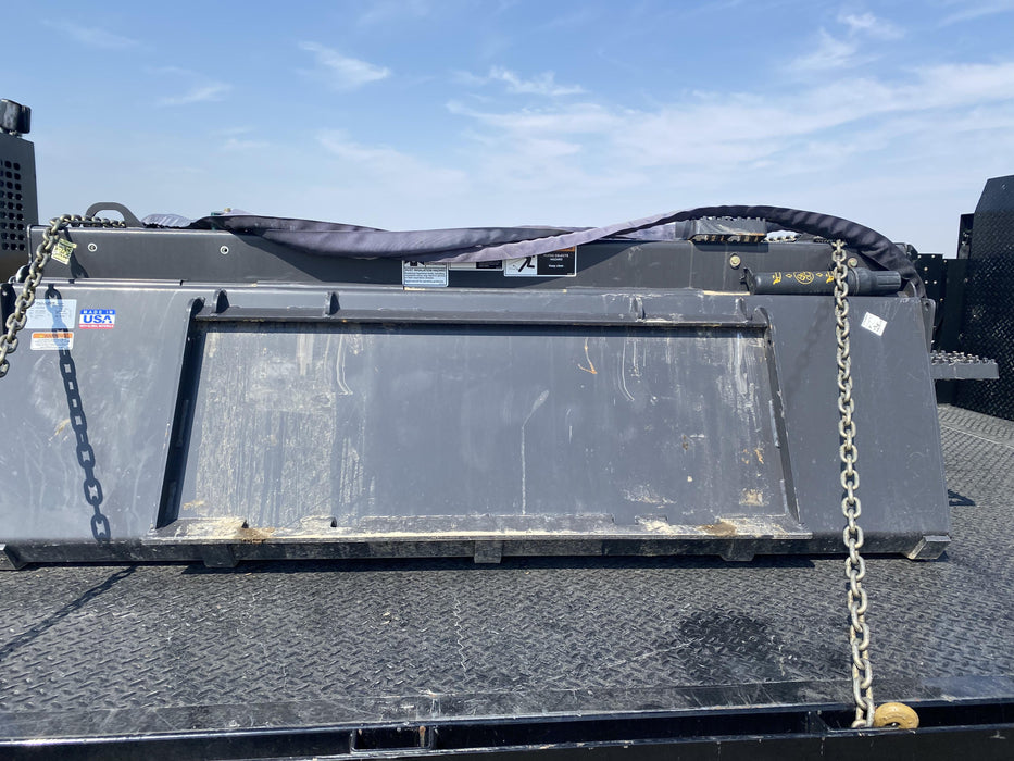 2021 PALADIN Sweepster SB72