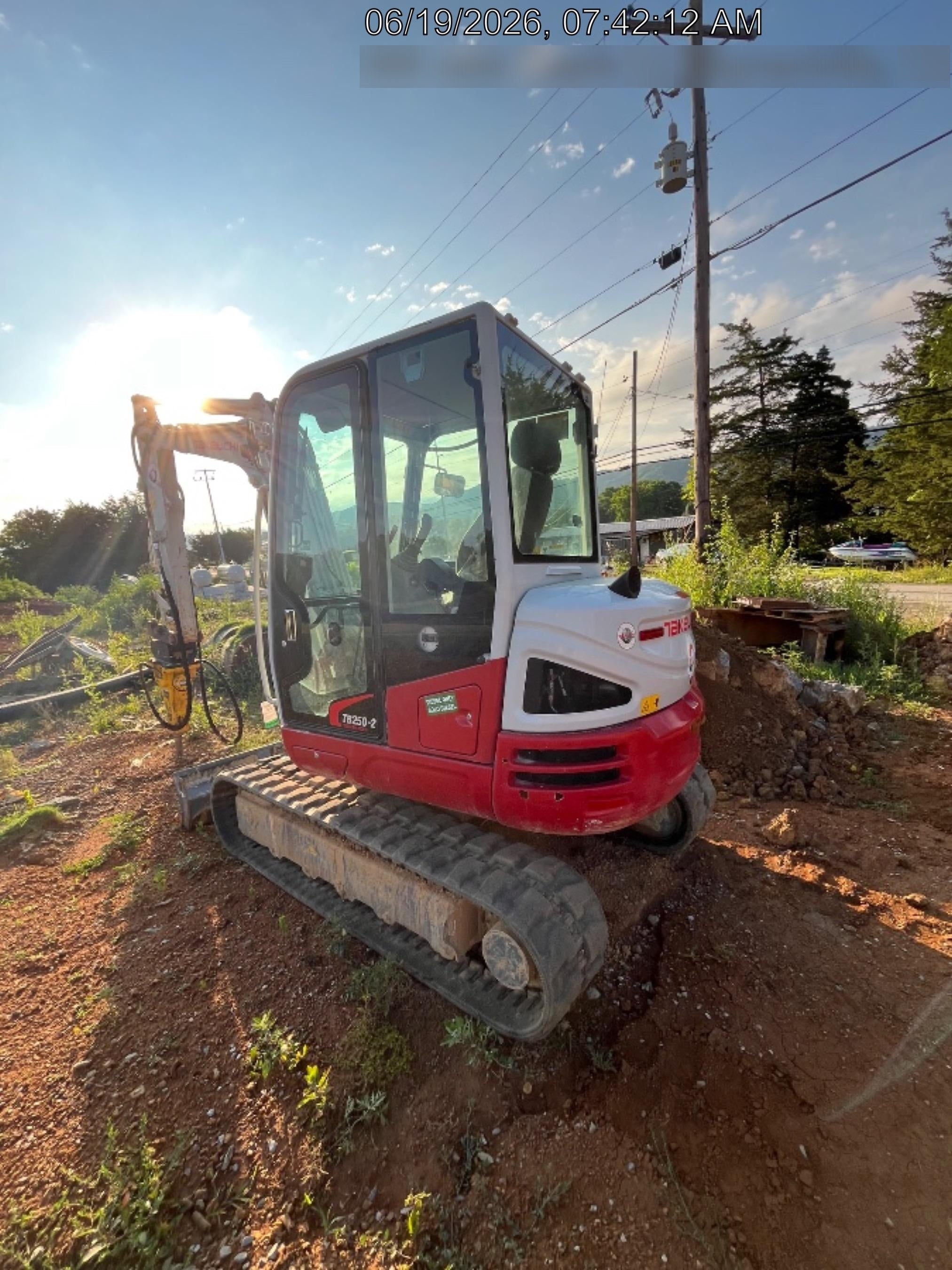 2023 TAKEUCHI TB250-2CR