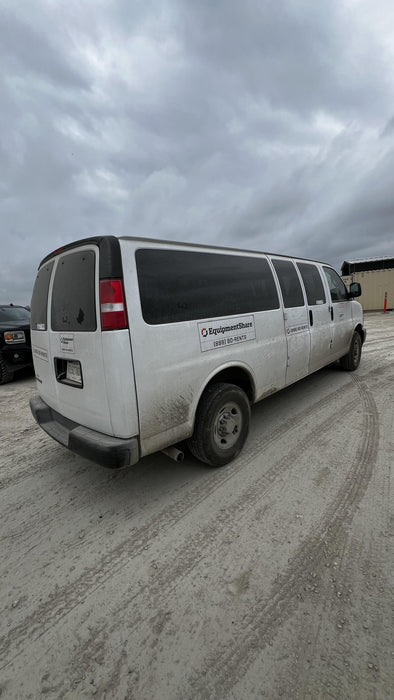 2023 CHEVROLET Express Van - Rental