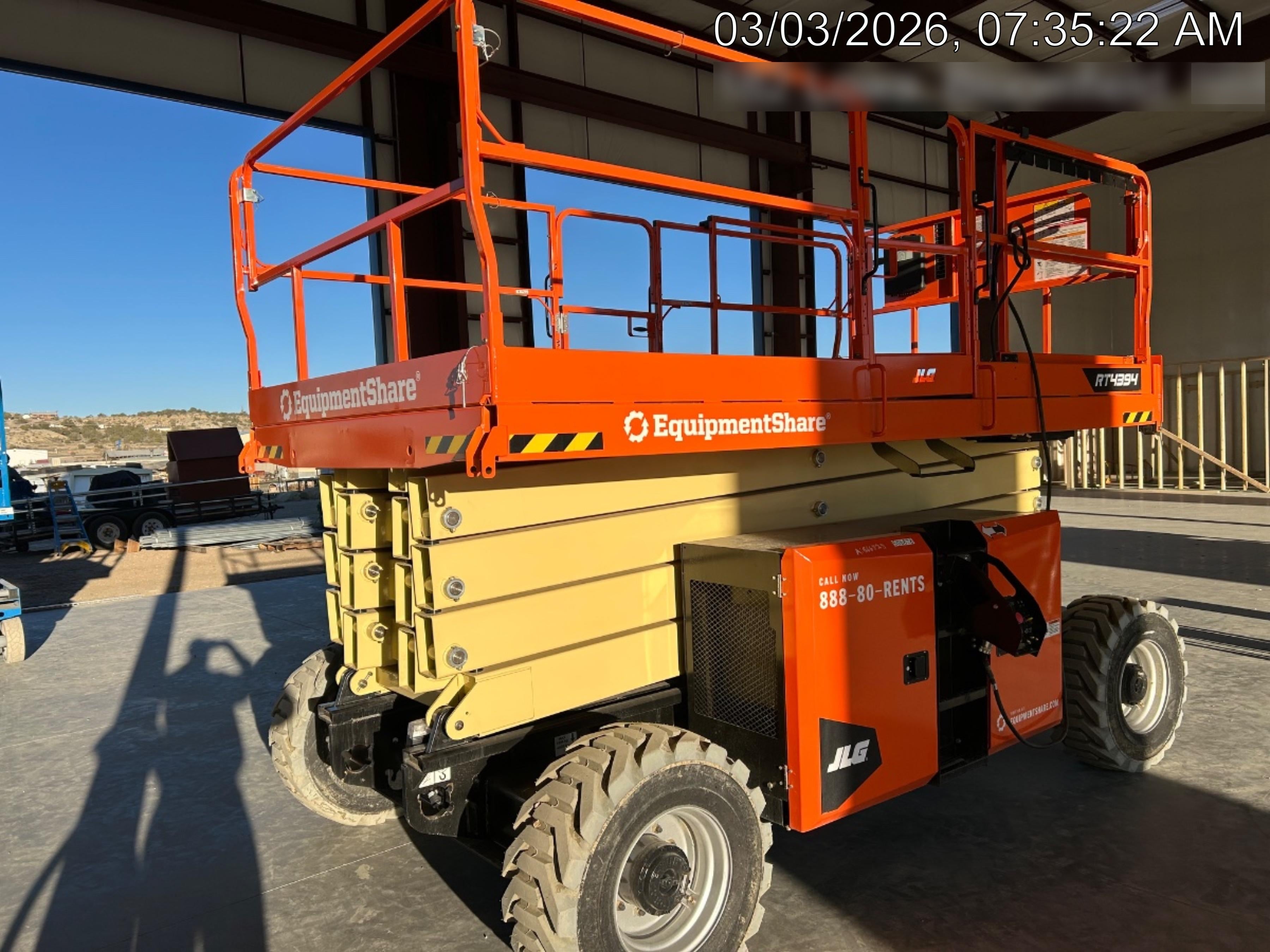 2025 JLG RT4394