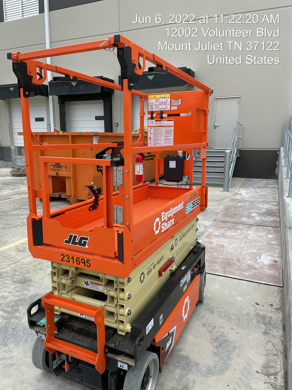 2022 JLG ES1932