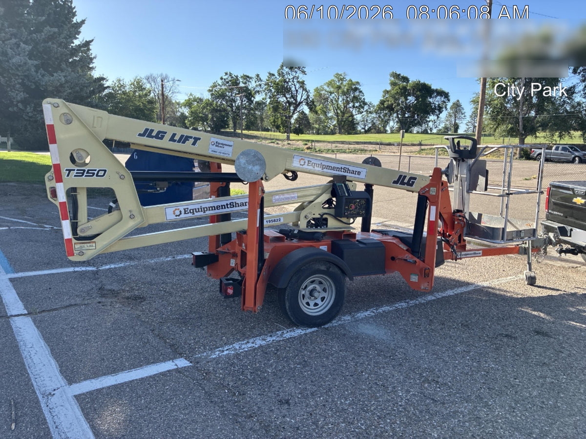 2021 JLG T350