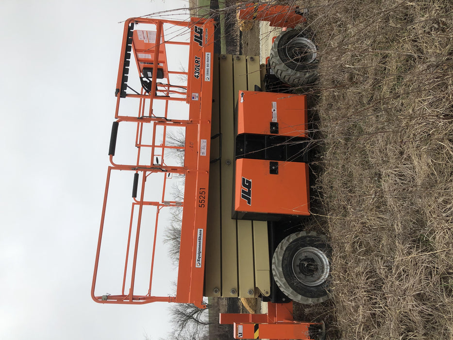 2019 JLG 430LRT