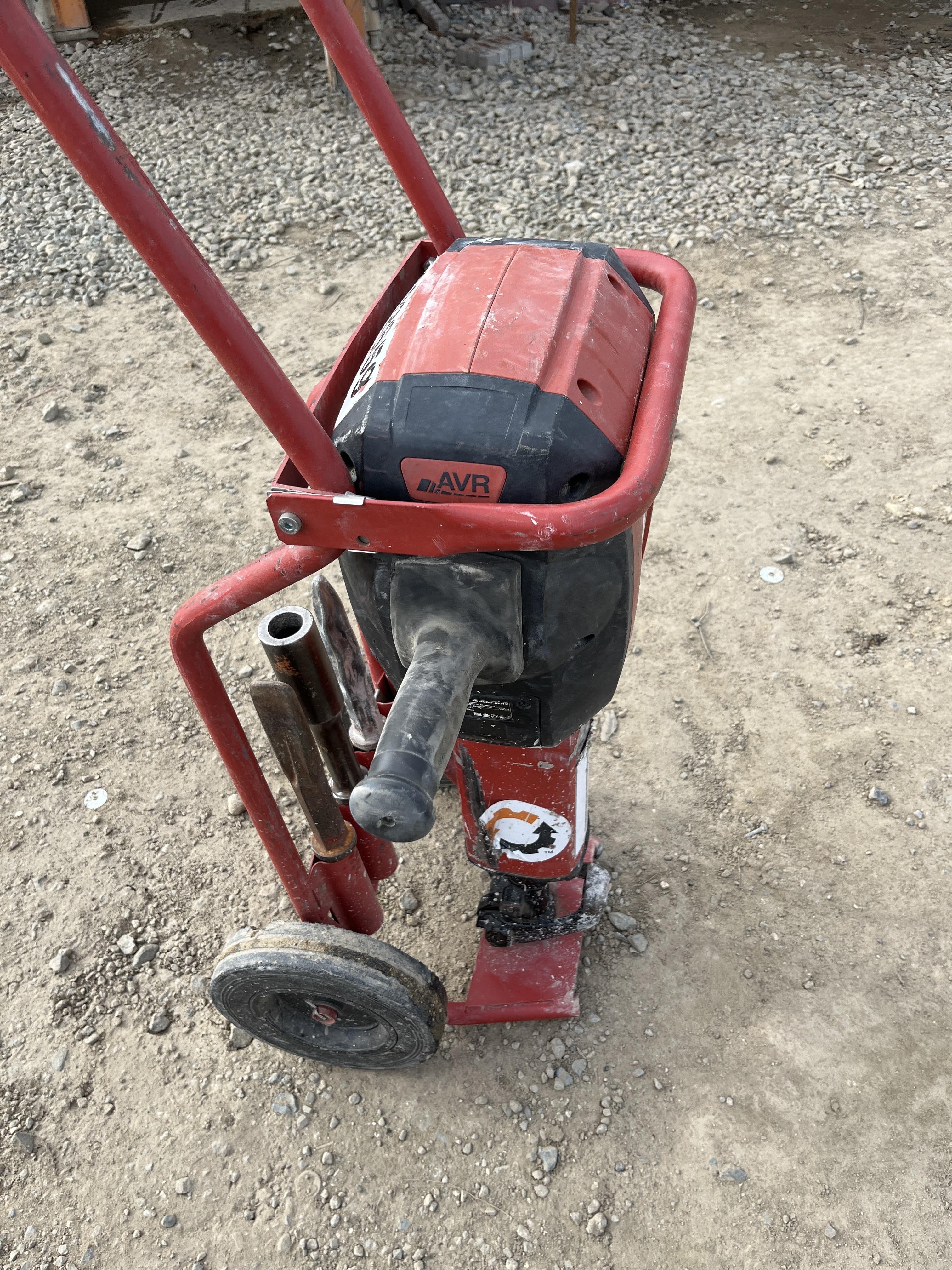 2020 HILTI TE 3000-AVR