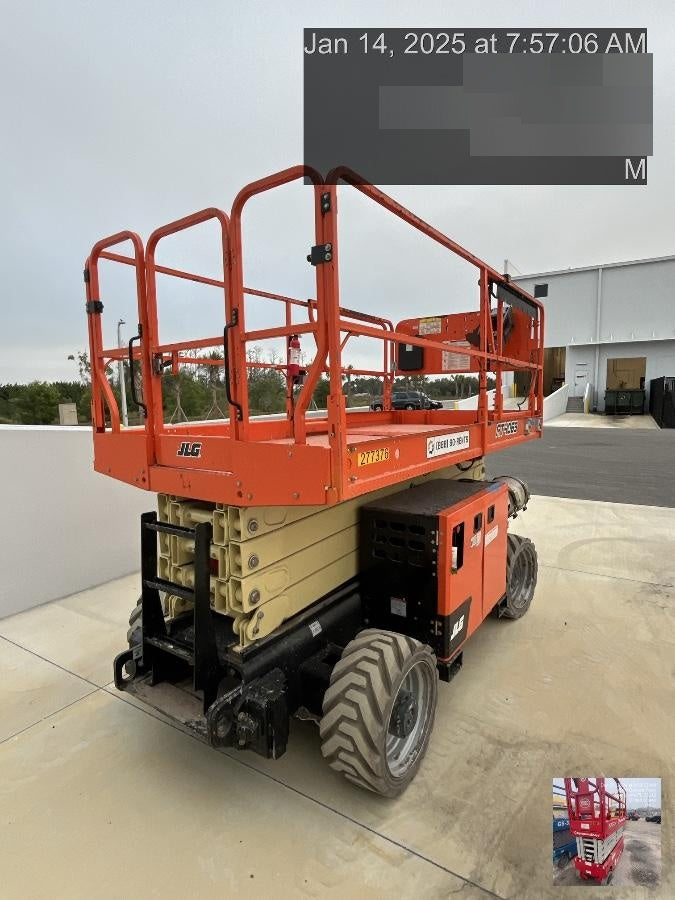 2022 JLG RT4069