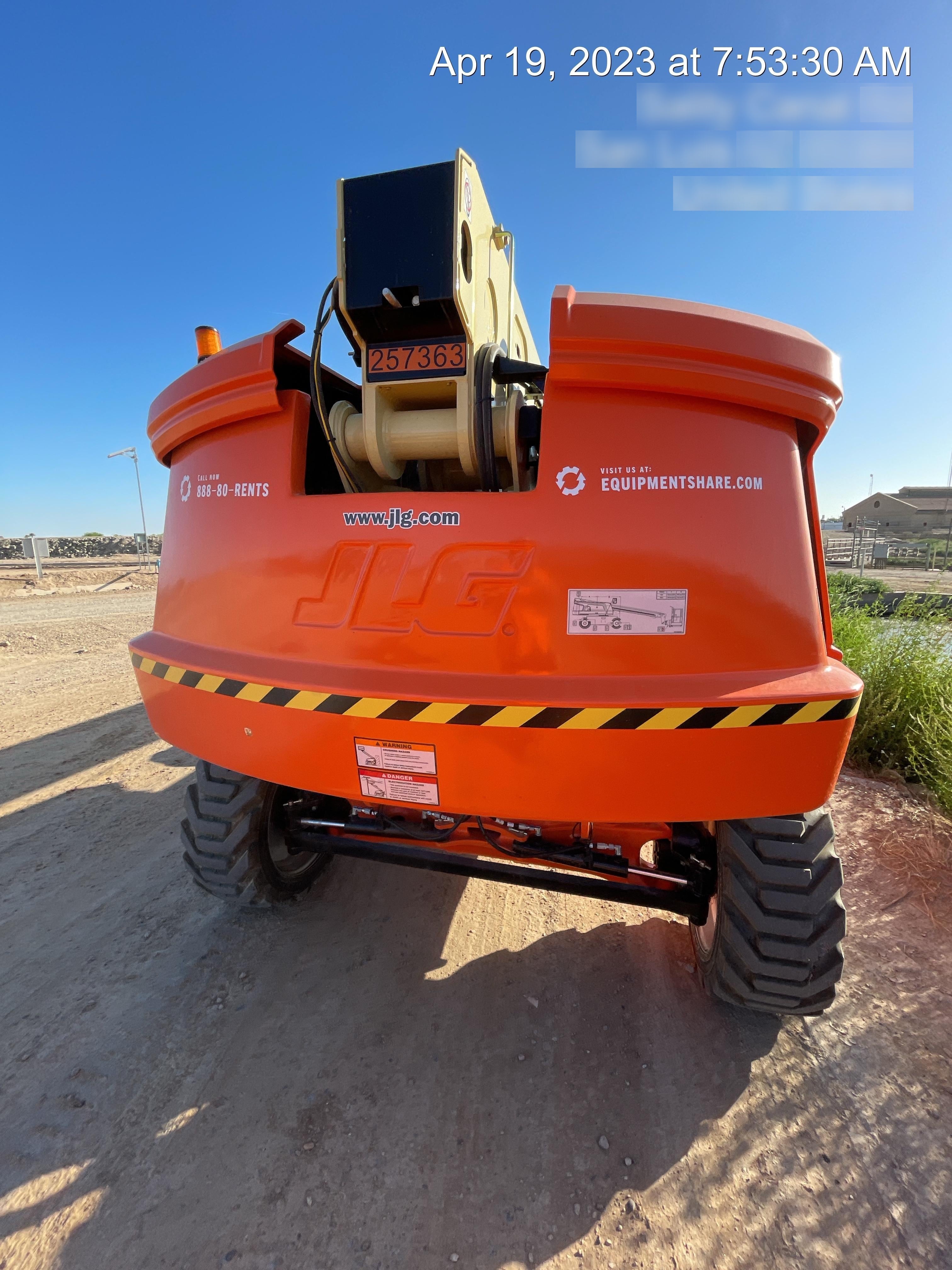 2022 JLG 660SJ