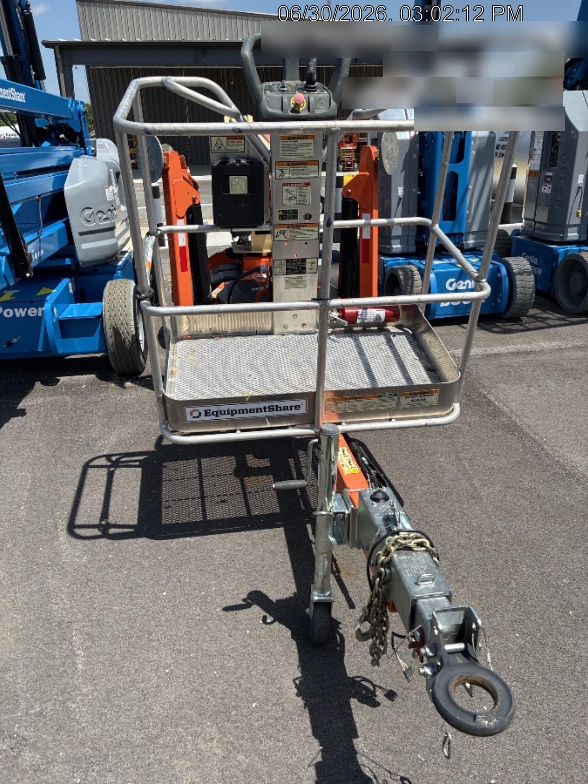 2022 JLG T350