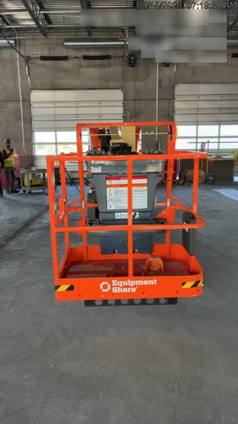 2025 JLG E300AJP