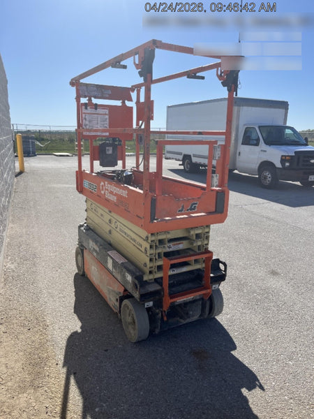 2022 JLG ES1932