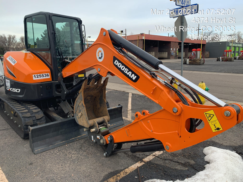 2021 DOOSAN DX50-5