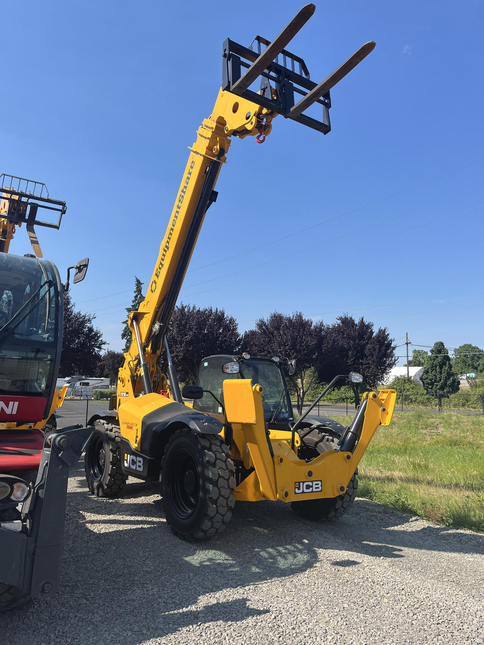 2026 JCB 512-56