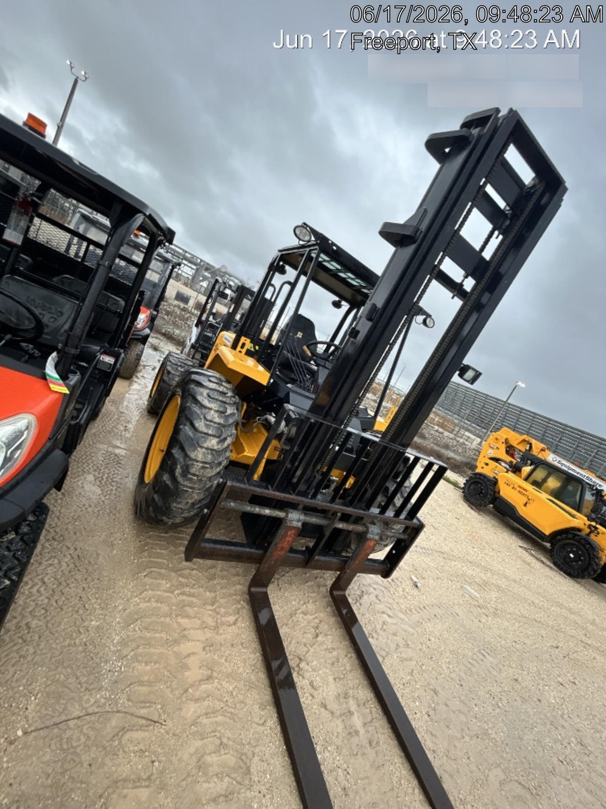2023 JCB 930-4