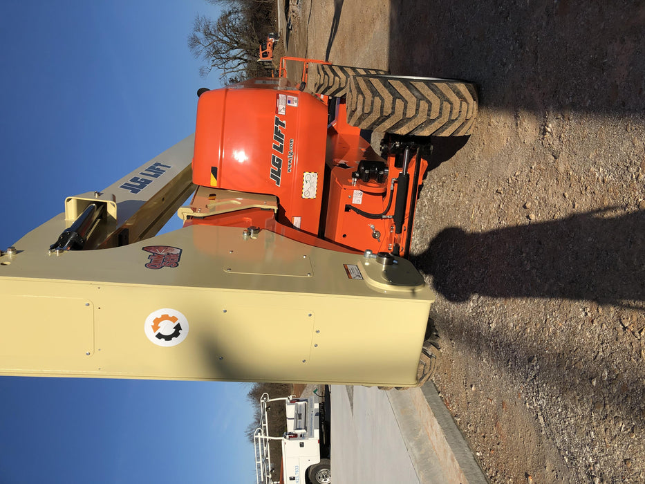 2019 JLG 800AJ