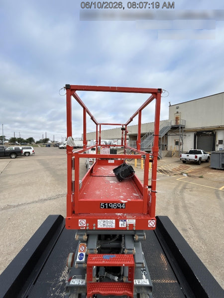 2023 JLG ES2632