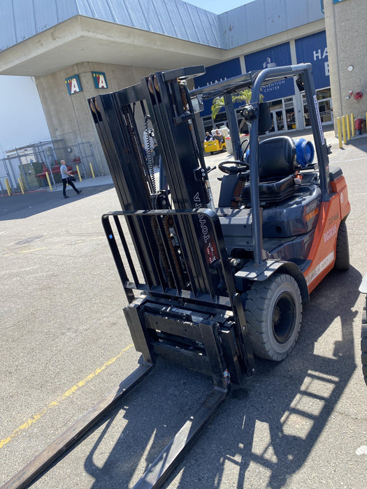 2022 TOYOTA 50-8FGU25