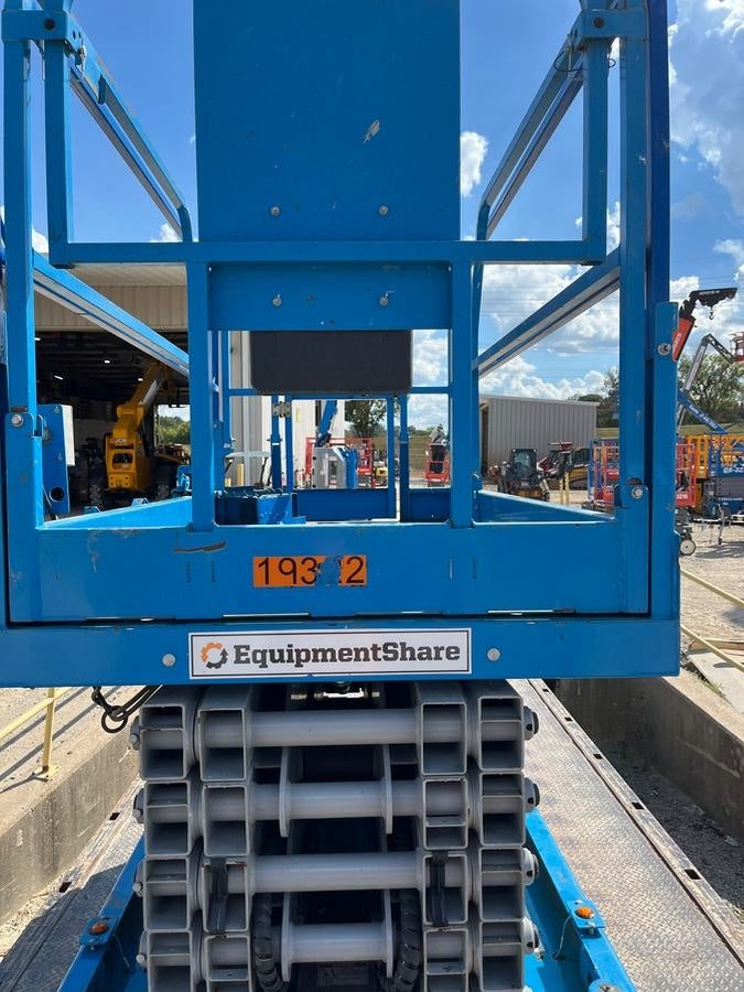 2018 GENIE GS-4047