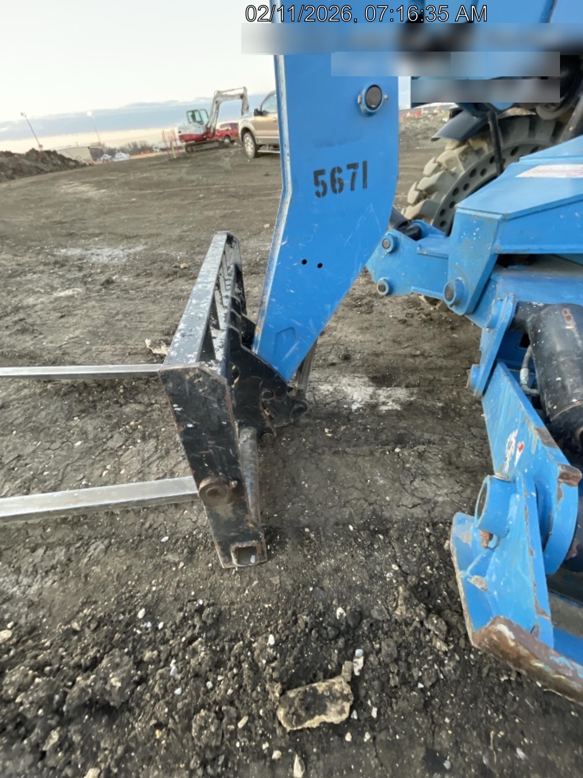 2017 Genie GTH-1056 Genie GTH1056, Solid Tires, 60" carriage, Open ROPS